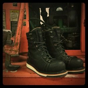 Timberland PRO Gridworks alloy toe boots, size 10
